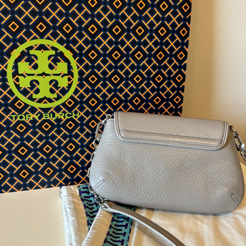 Tory Burch✨ Mini Bag - Picture 4 of 9